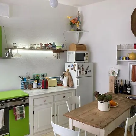 Дом отдыха Sardinian Tower House Макомер